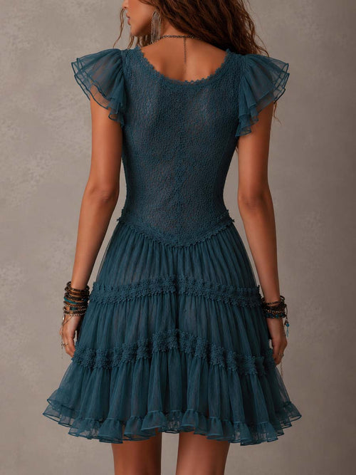 Abito corto retrò in pizzo blu e chiffon con volant