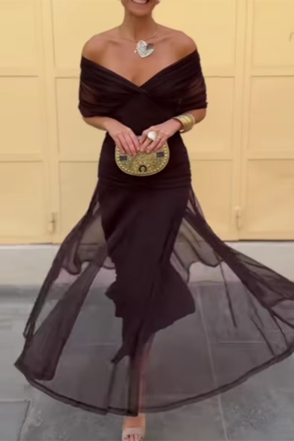 Vestido de ceremonia Louise Lange, elegante, con escote en V
