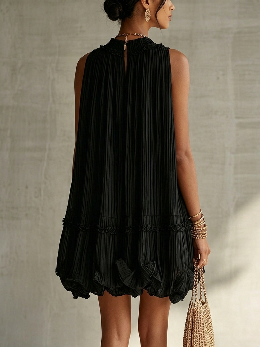Vestito mini nero in chiffon con scollo a halterneck, volant e gonna a palloncino